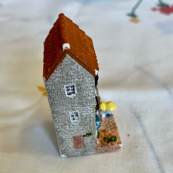 Vintage 3 Baileys Houses and Baileys Mr. Yum Winking Eye Face Coffee Mug - Picture 13 of 16